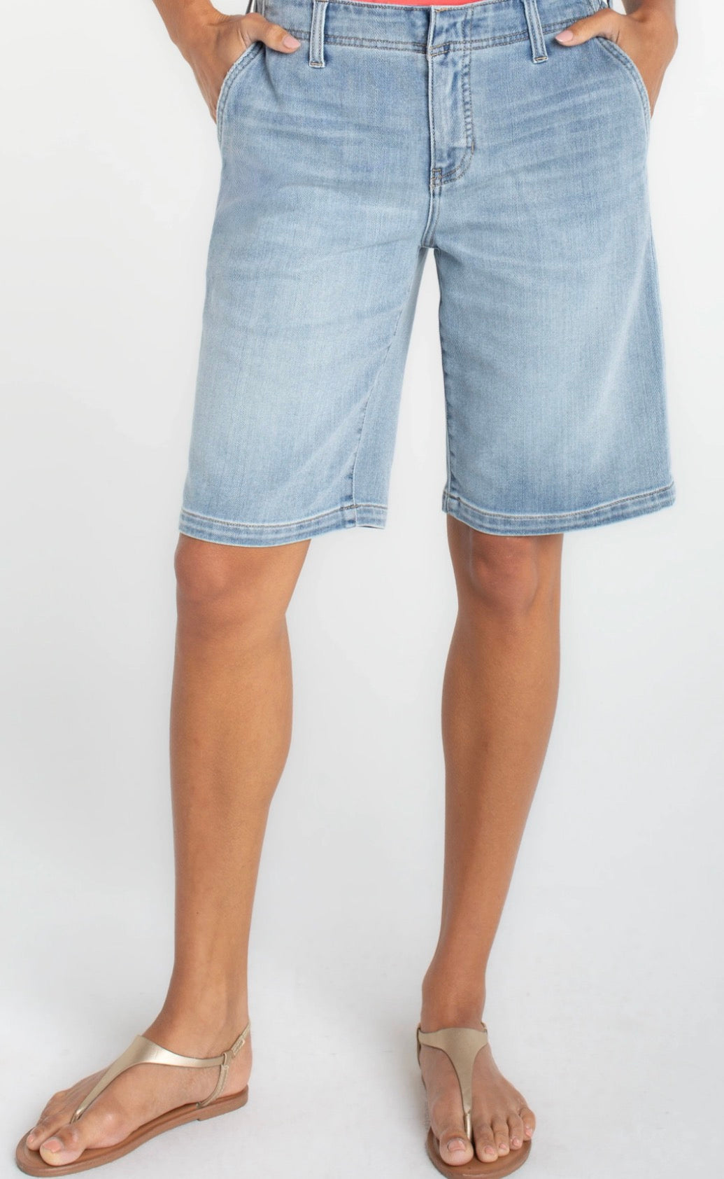 Weekender Relaxed Short LM9390SSL