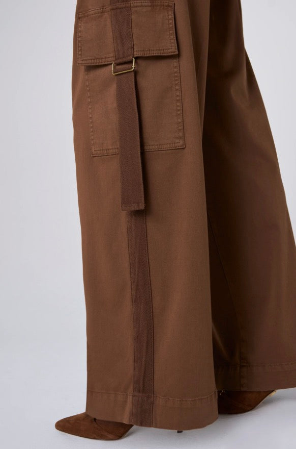 Mid Rise Cargo Wide Leg 31" inseam LM7B71L12