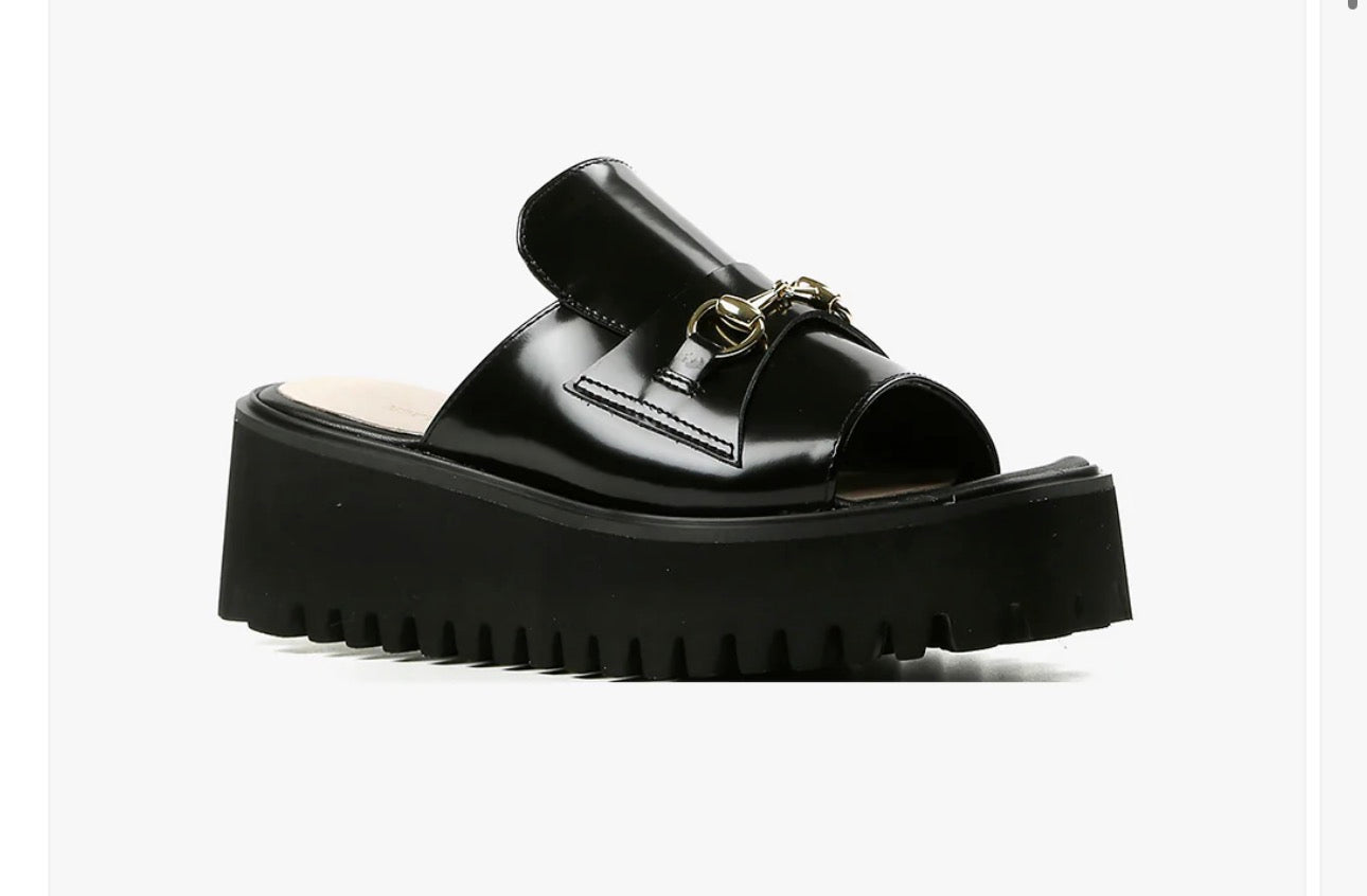 Link Flatform Sandal Black - Urban Shoetique