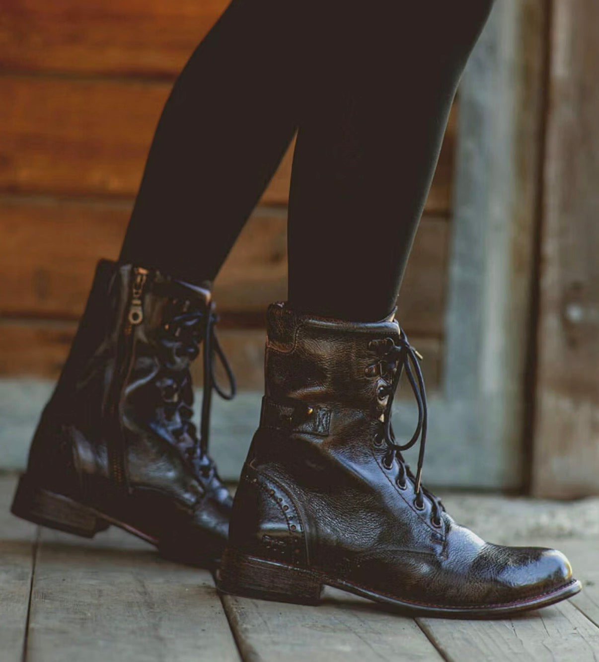 Anne Black Rustic