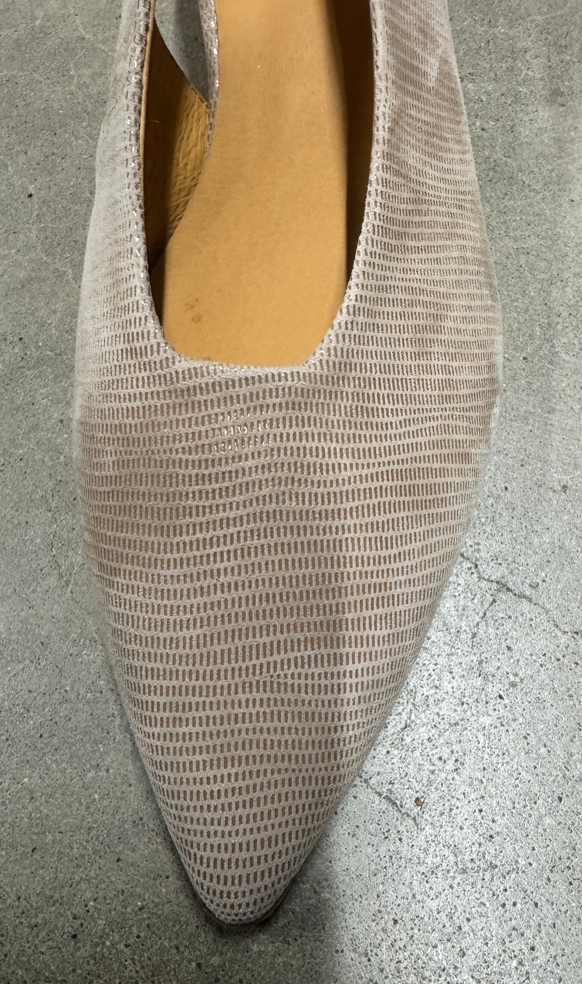 E2606-288 Hatti Sand - Urban Shoetique