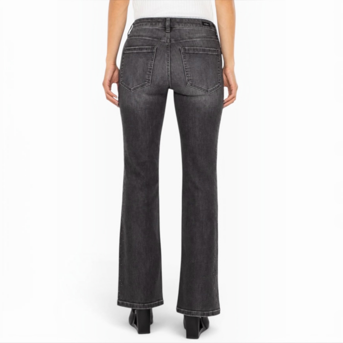 Lucy Bootcut 30" Inseam LM4670BK1