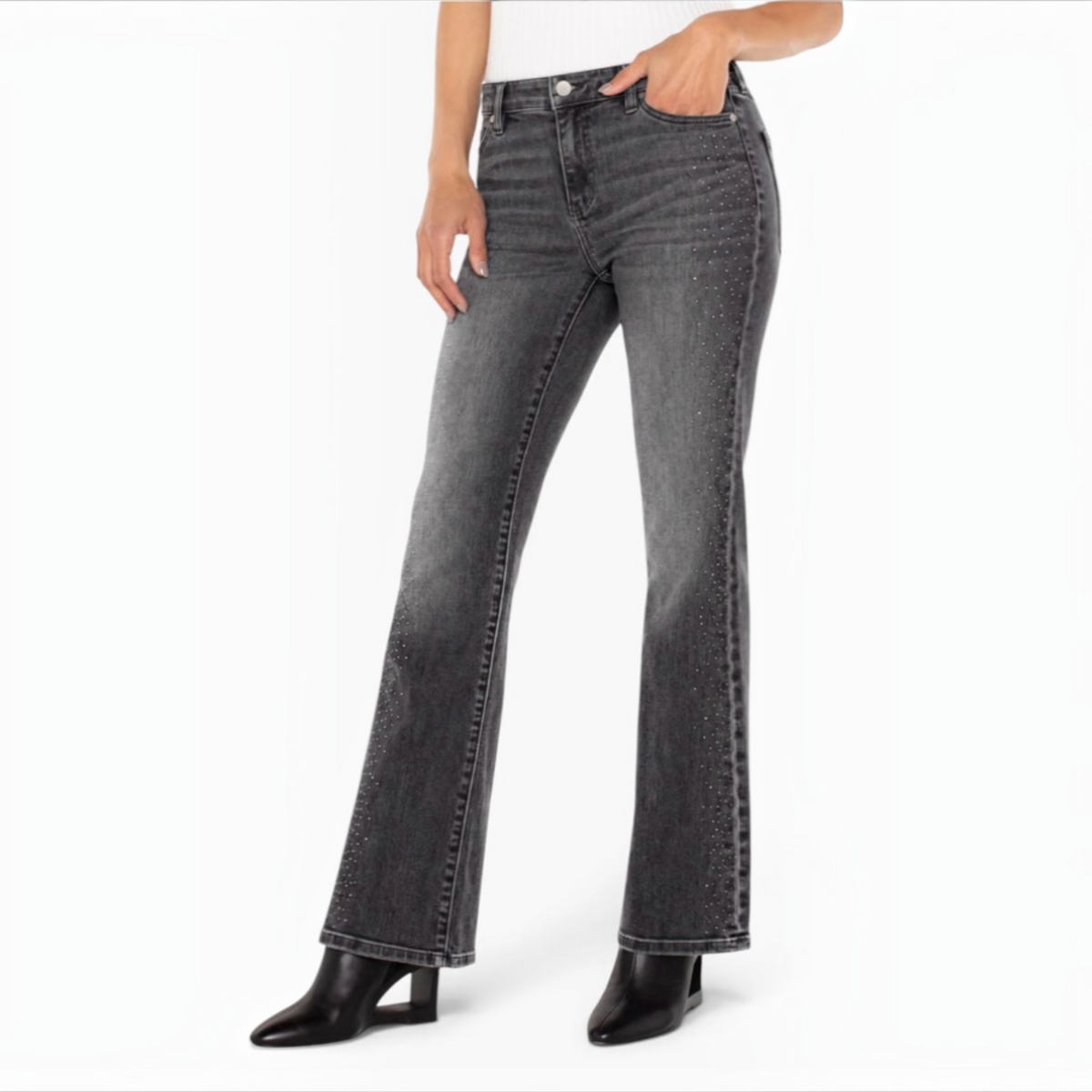 Lucy Bootcut 30" Inseam LM4670BK1