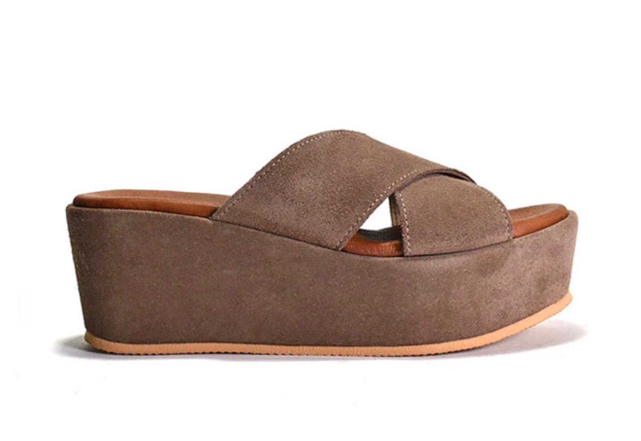 Bella 2 Taupe Suede