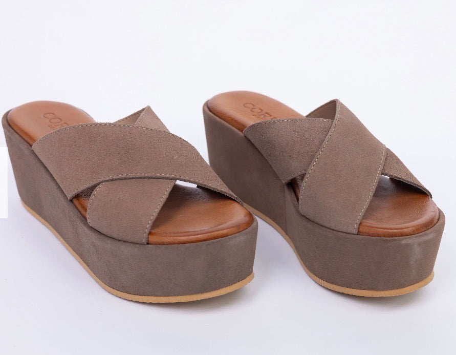 Bella 2 Taupe Suede