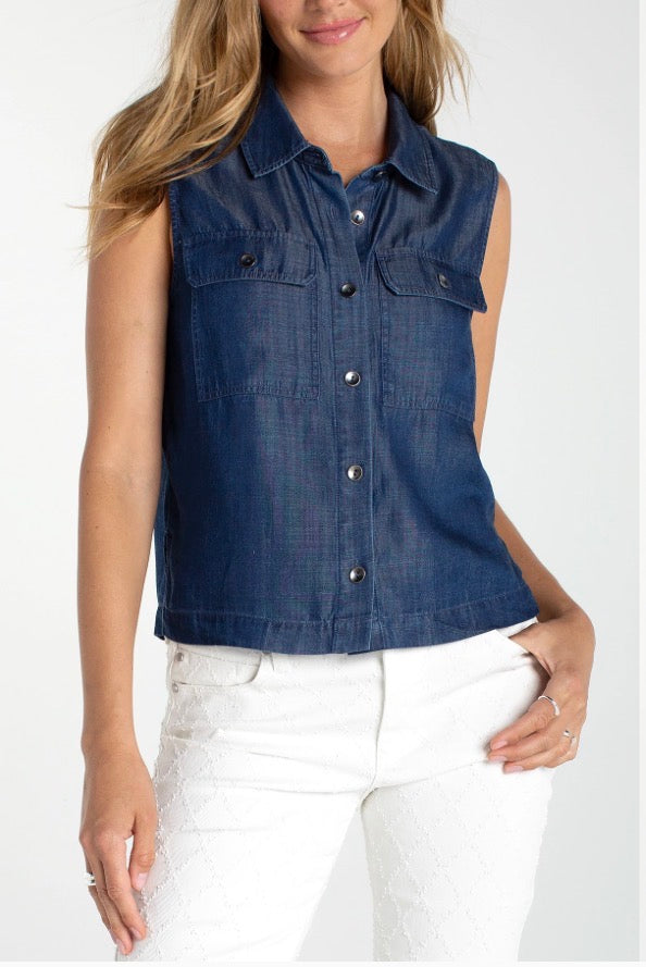 Sleeveless Button Front Top W/ Pockets LM8K79Y47