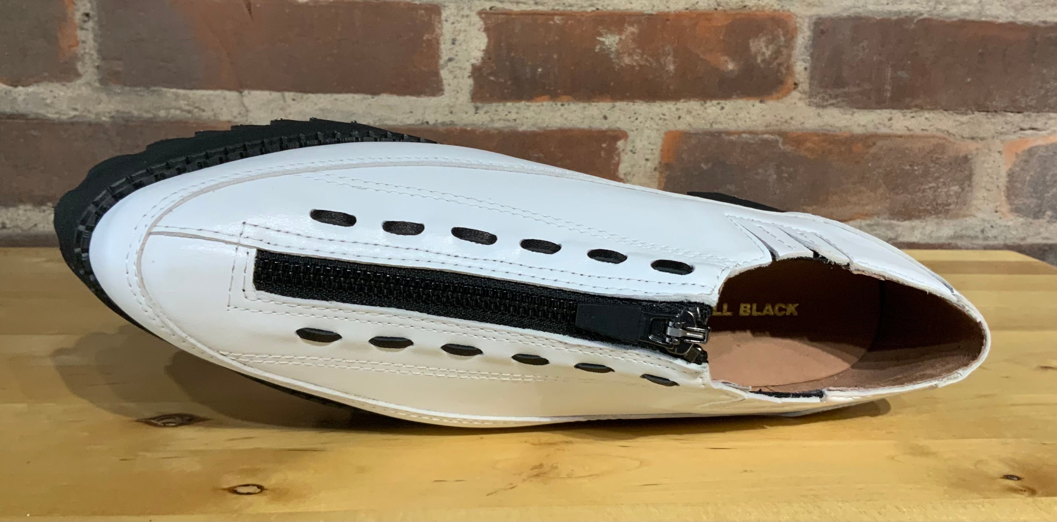 Center Pull Zipper Flatform - Urban Shoetique