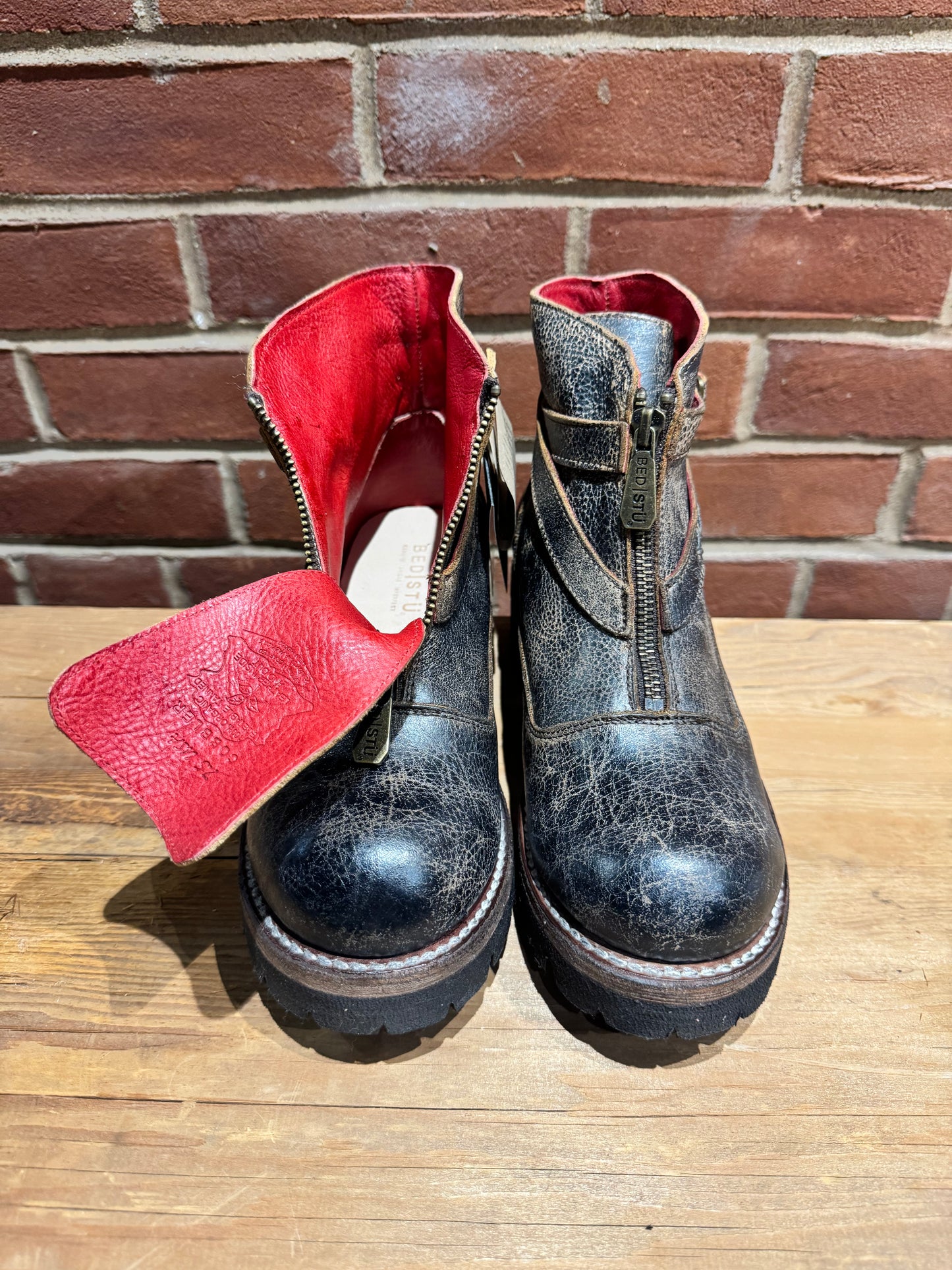 Dessa Black Lux - Urban Shoetique