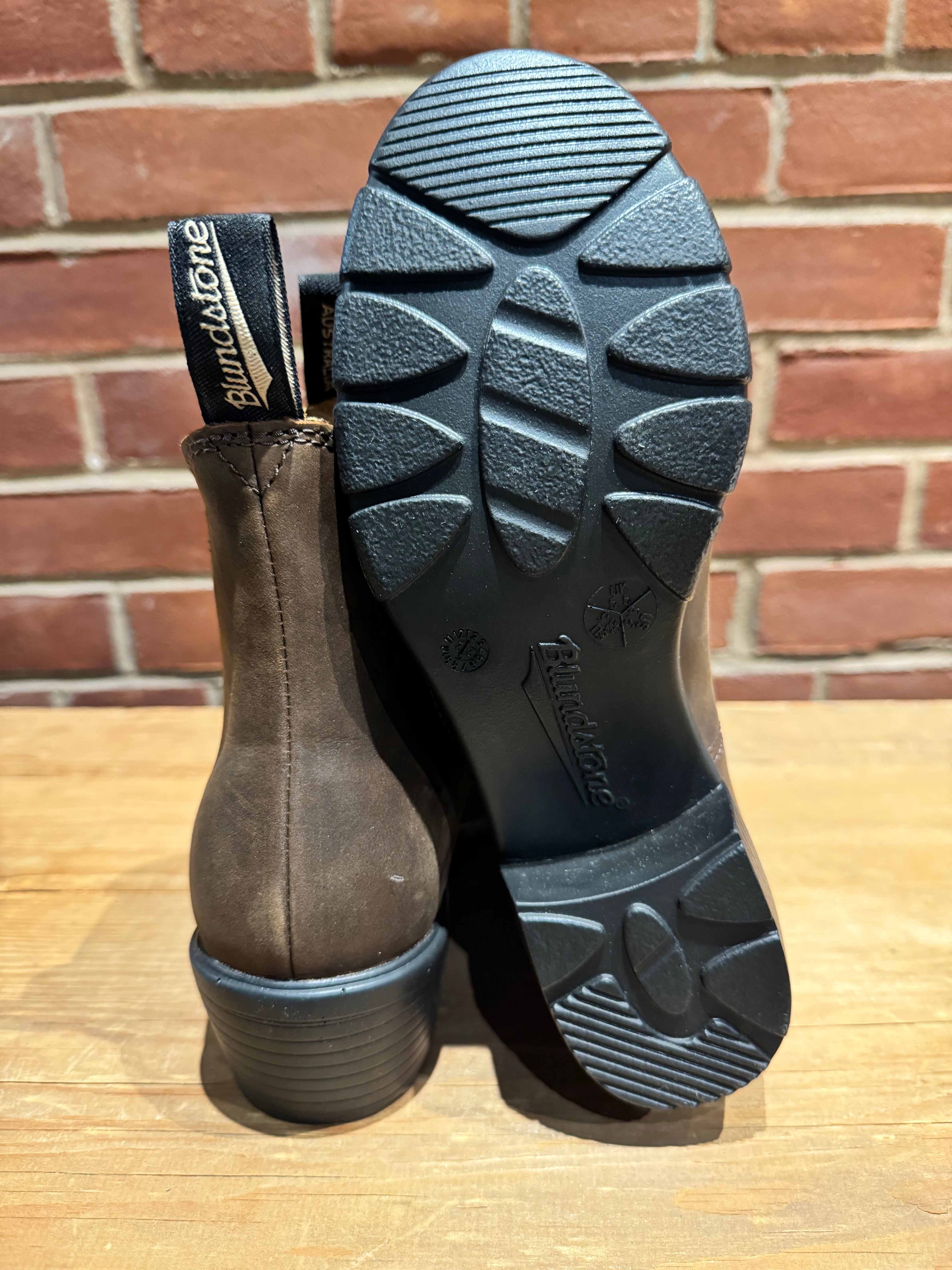 Blundstone 1673 Antique Brown - Urban Shoetique