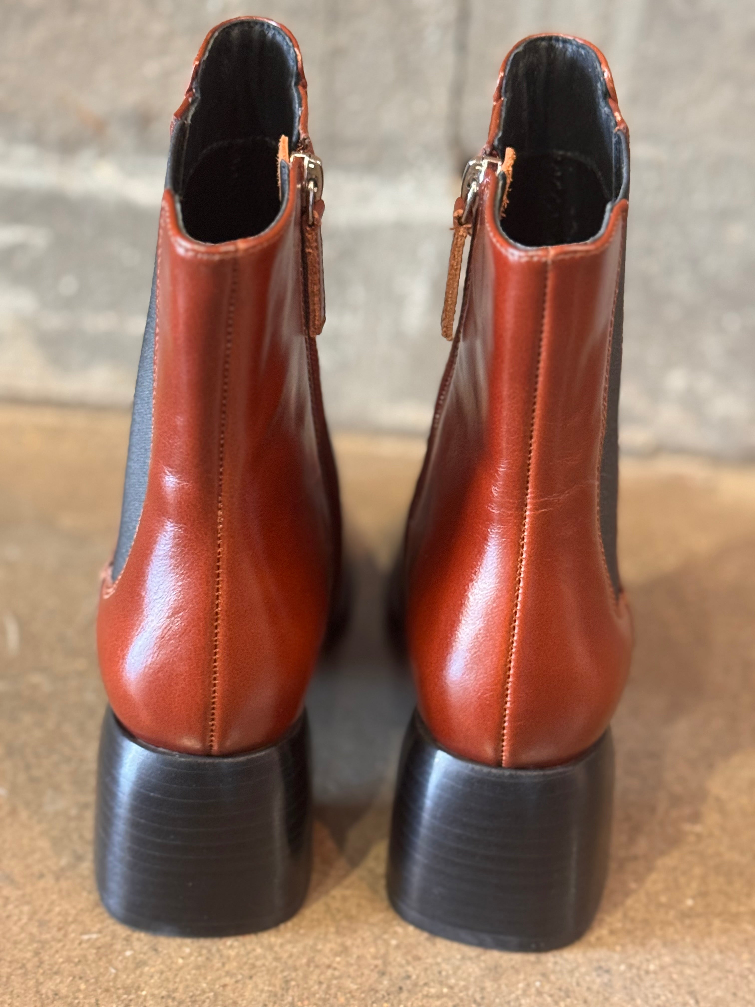 Charcoal Redwood