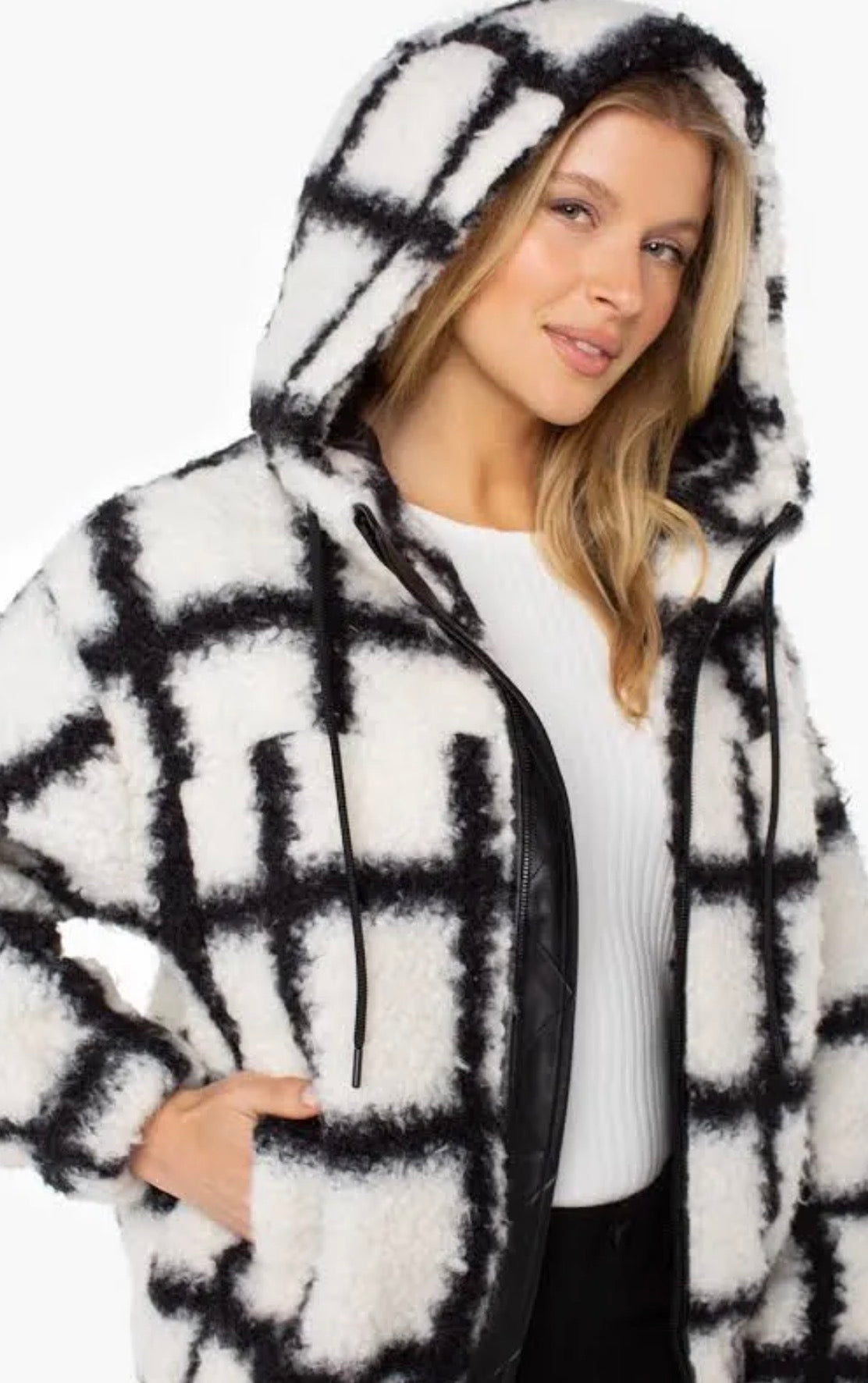 LM1C18C85 WBC Zip Up Hoodie - Urban Shoetique