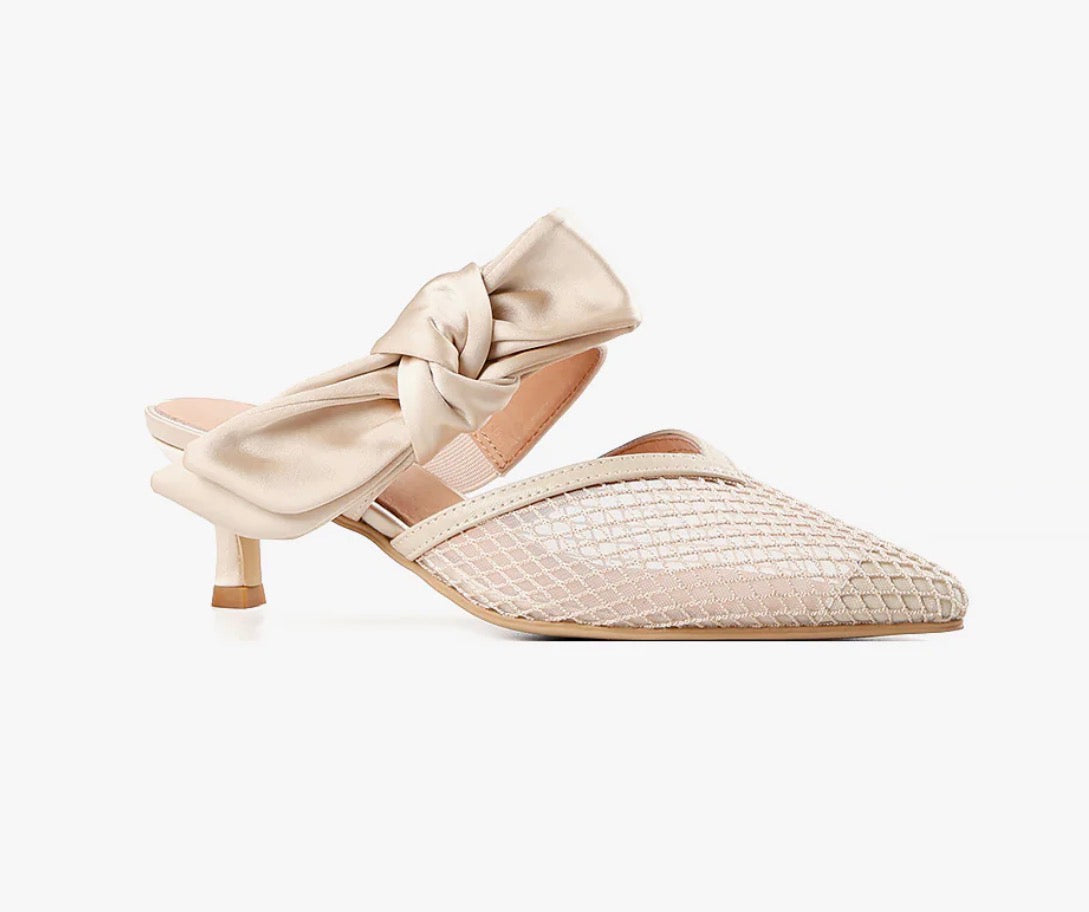 Side Bow Mule Beige