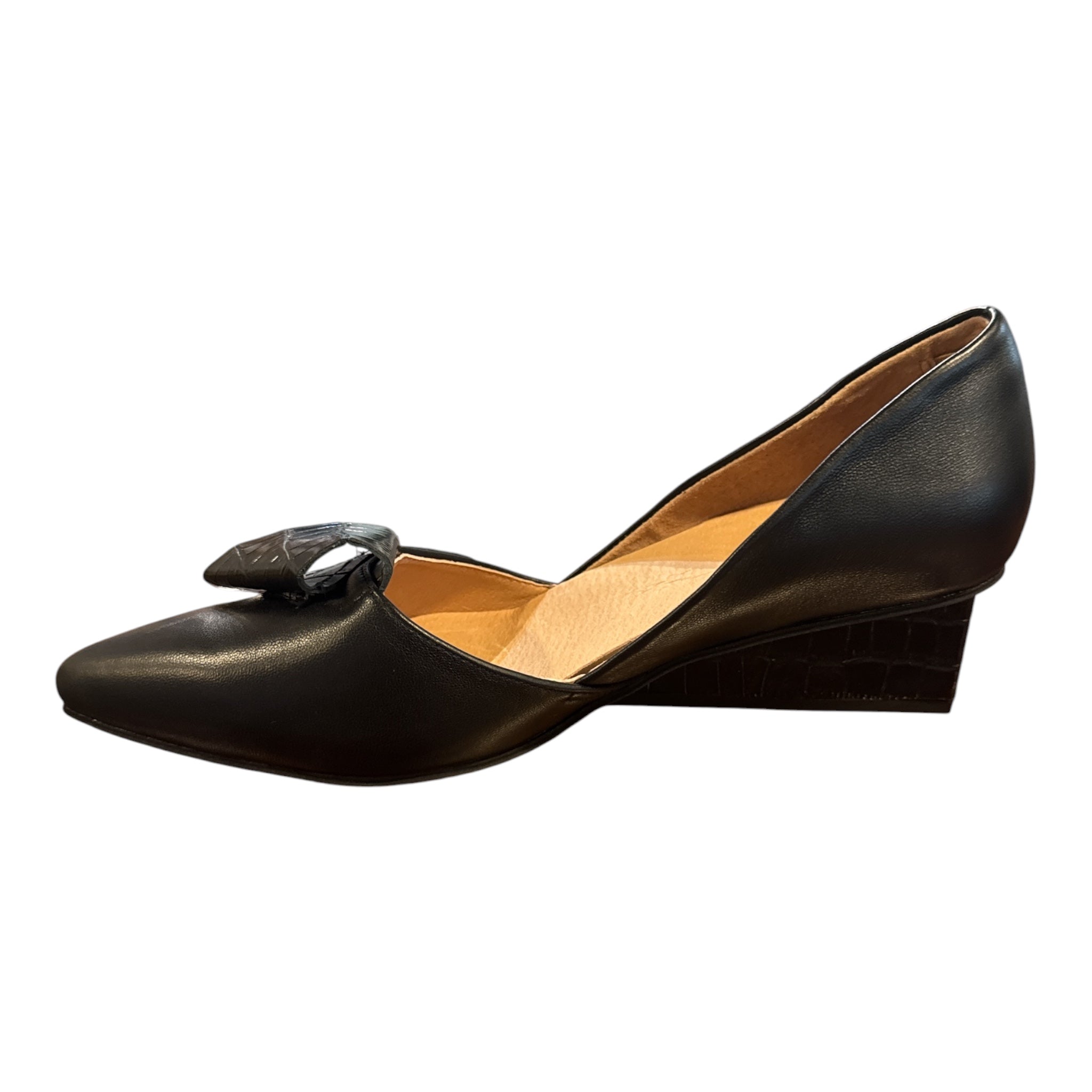 Half Bow Square Wedge Black