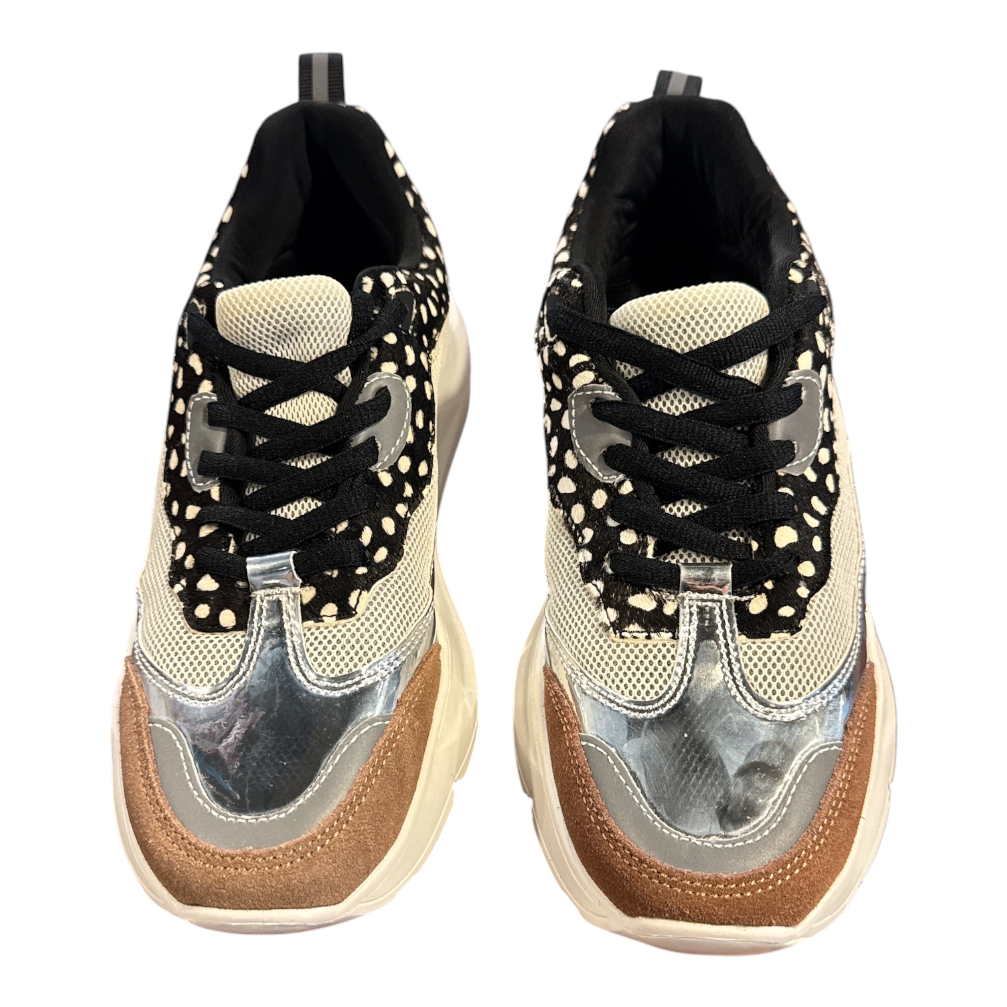 Nu Wave Fashion Sneak