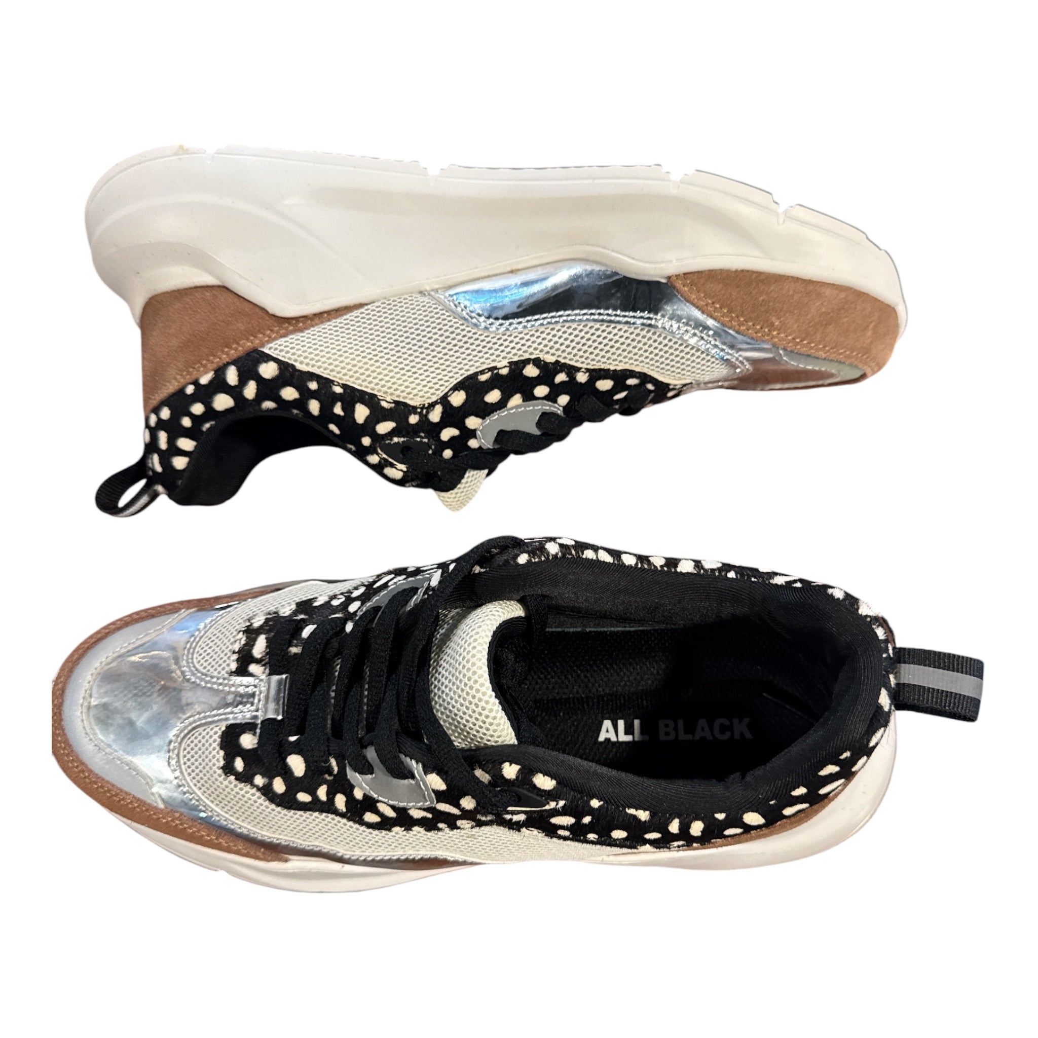 Nu Wave Fashion Sneak