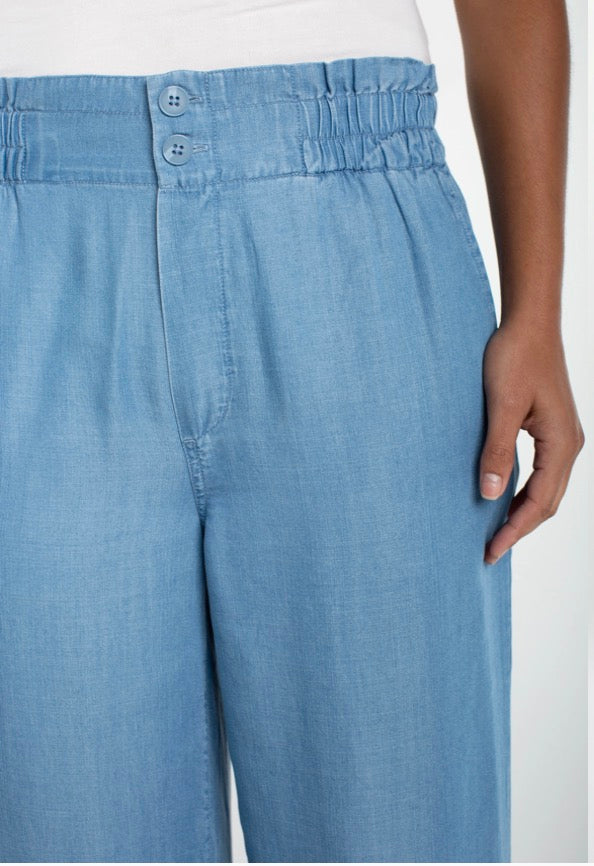 LM7B28Y47 ￼Cinch Waist Pull-on Pant in Sunlit Blue - Urban Shoetique