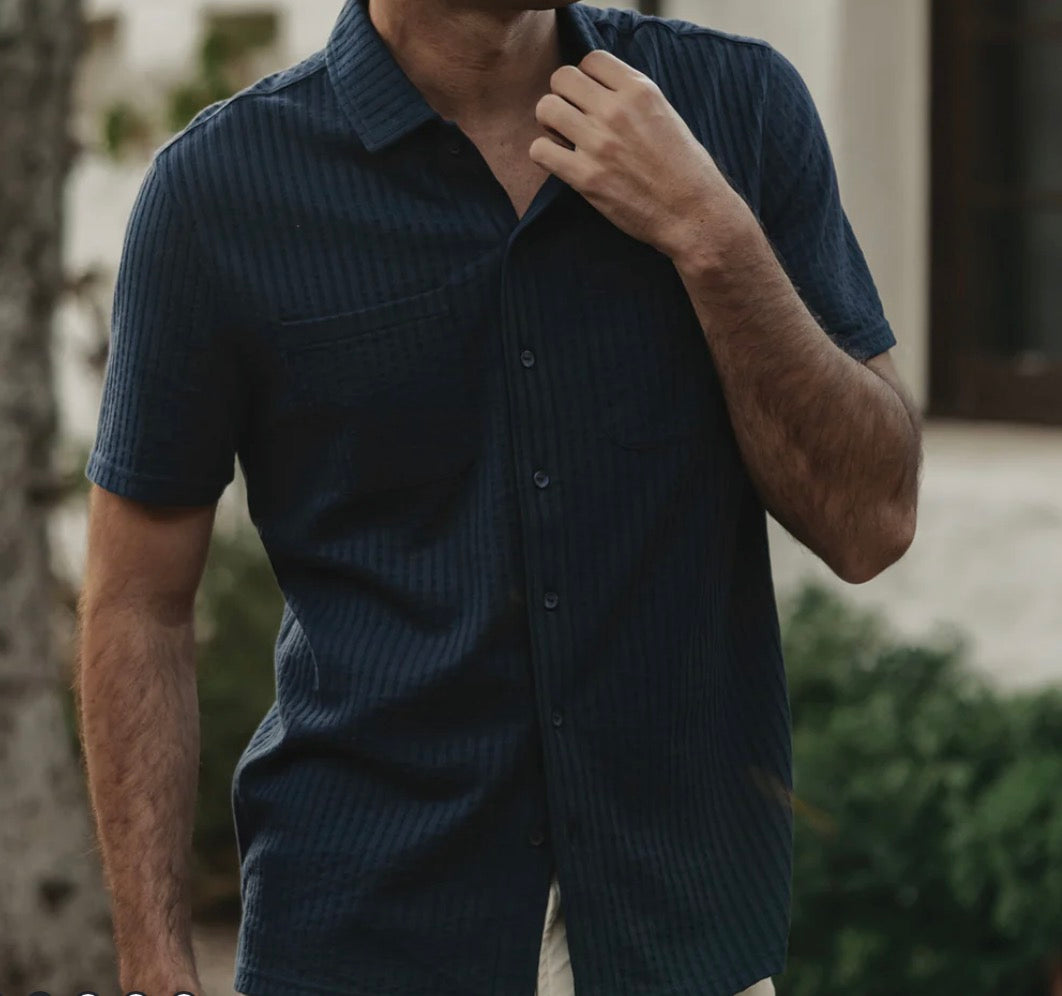 Knit Getaway Button Up - Urban Shoetique