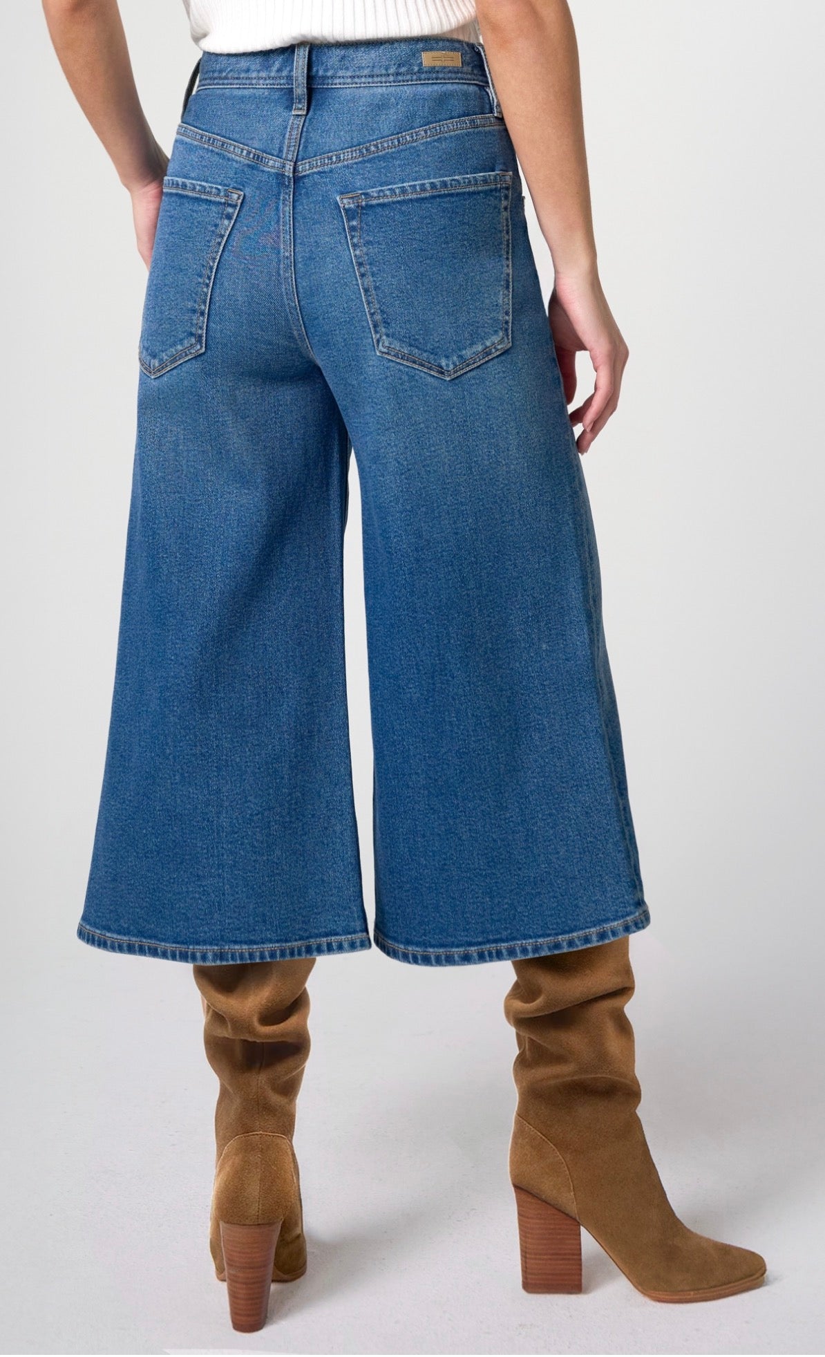 Claire High rise Relaxed Culotte Pant 20" Inseam LM7B57VRE