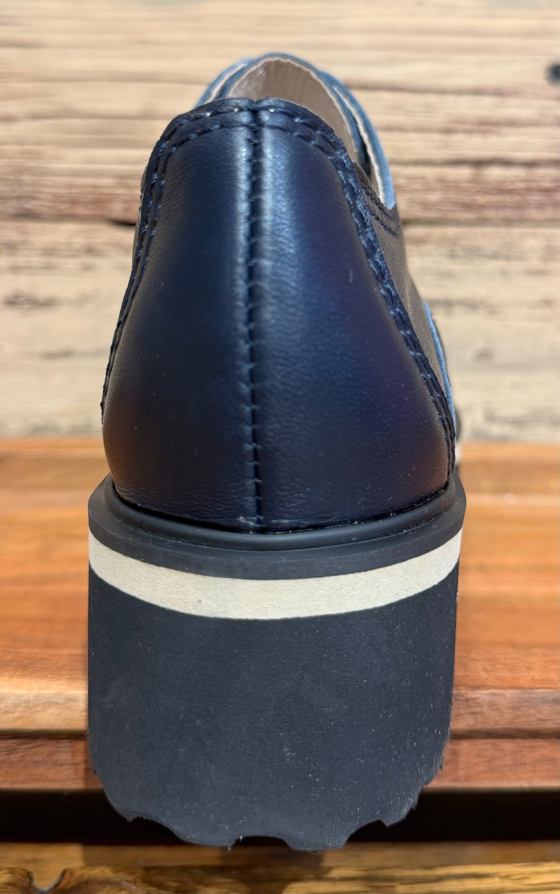 Cowman Lugg 23 Navy - Urban Shoetique