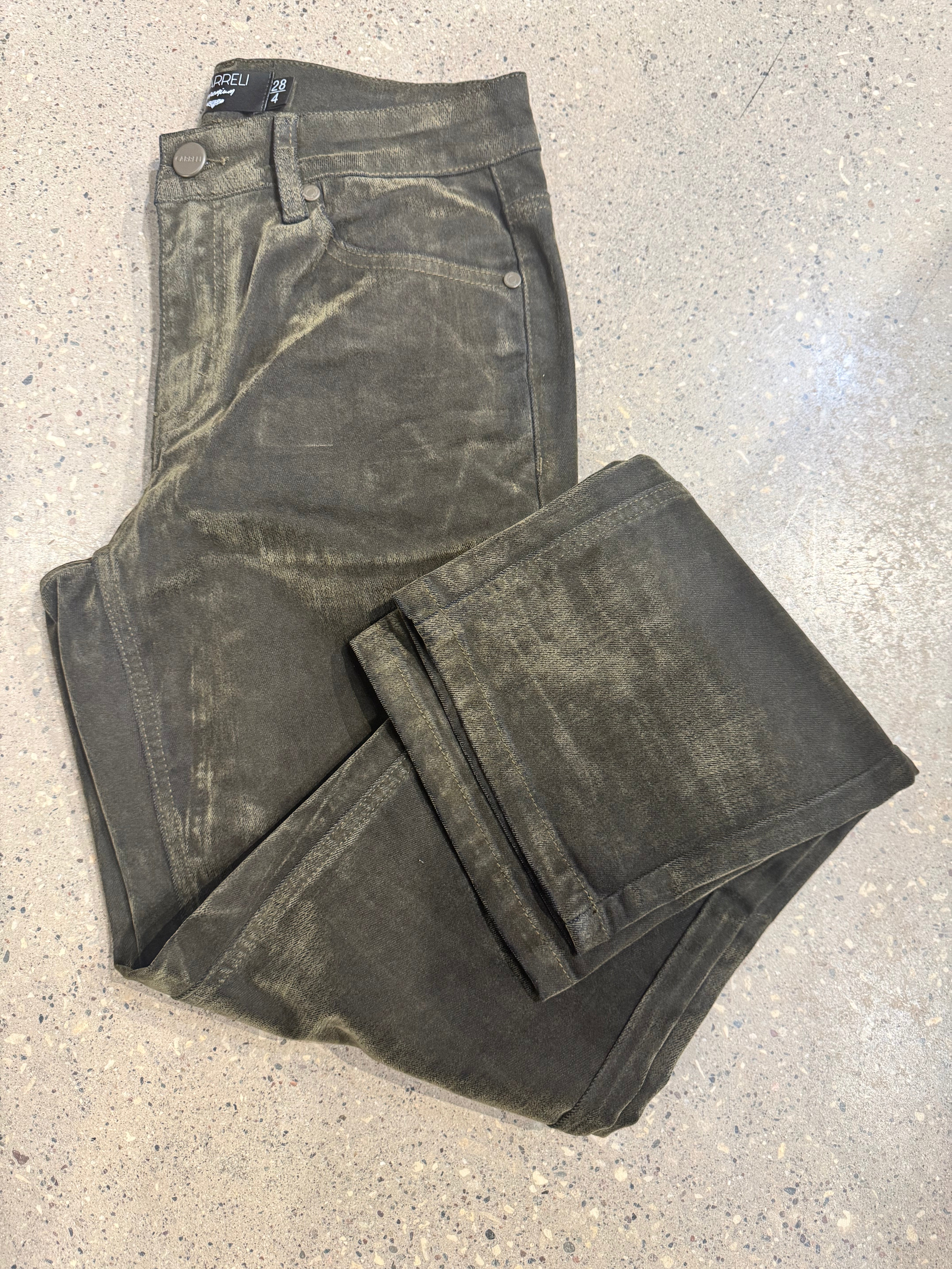 5 Pocket relaxed Straight Signature Flocking Denim