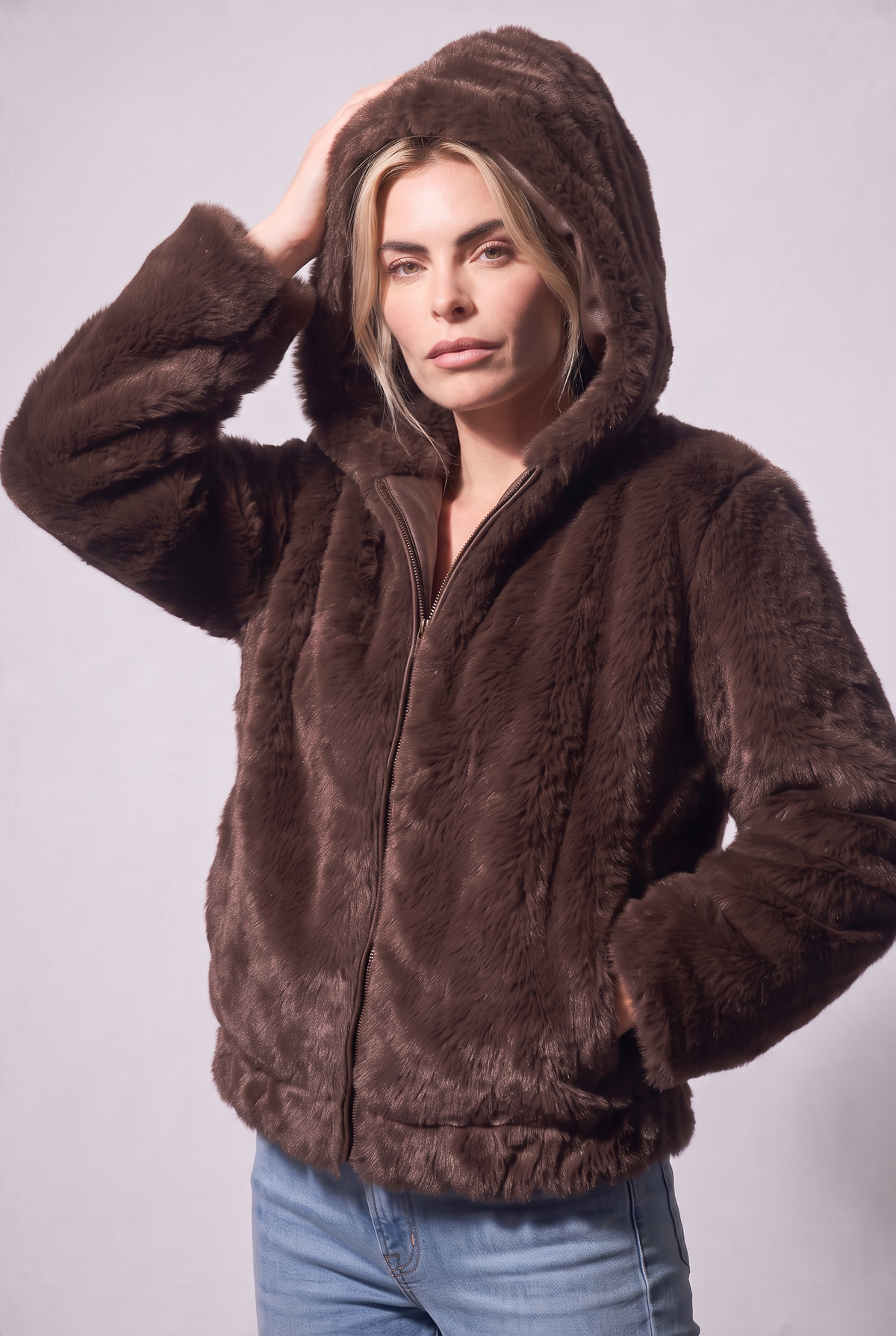 Eternelle 9-FW2632-9 Faux Fur Hooded Zip up Jacket