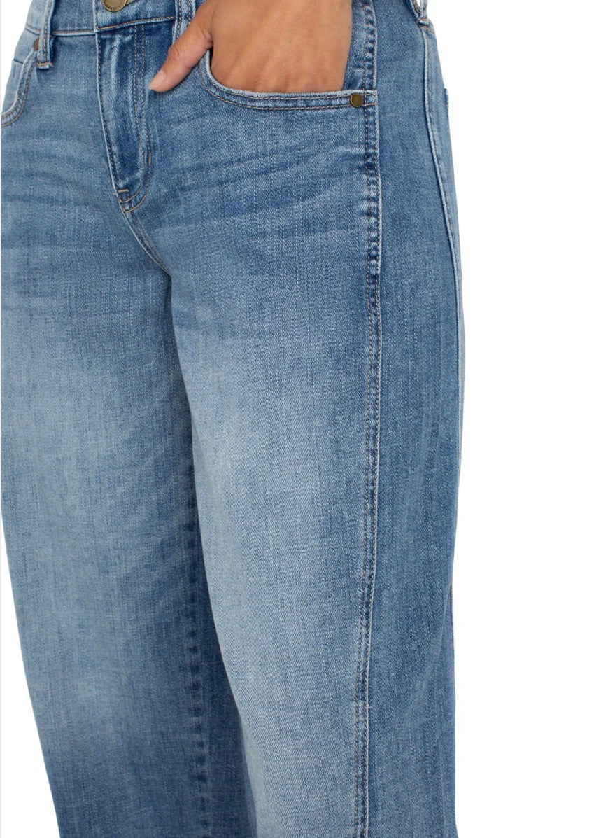 Barrel Jean 24" LM5701VX ISV