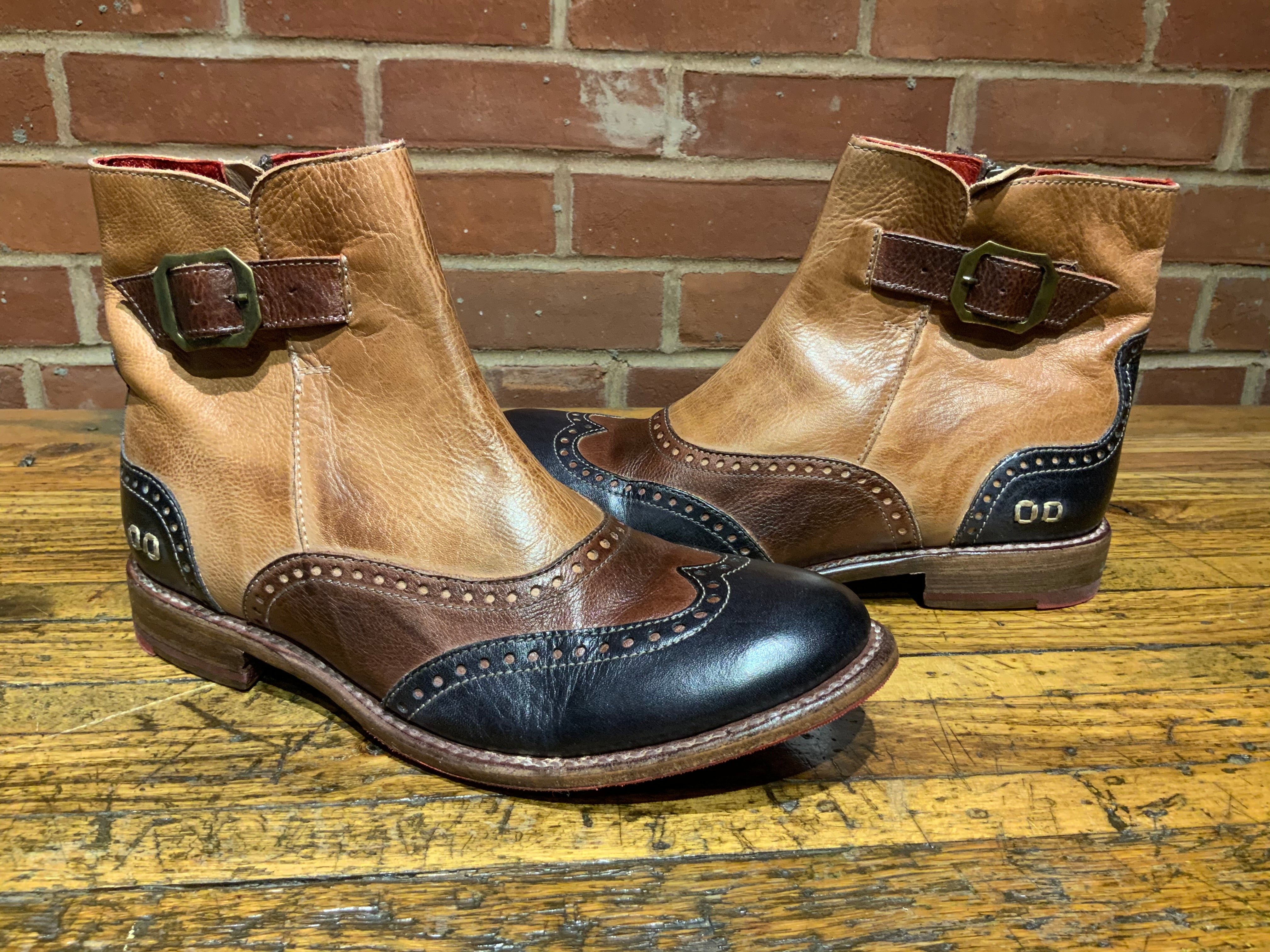 Odessa Black/Teak/Tan Rustic