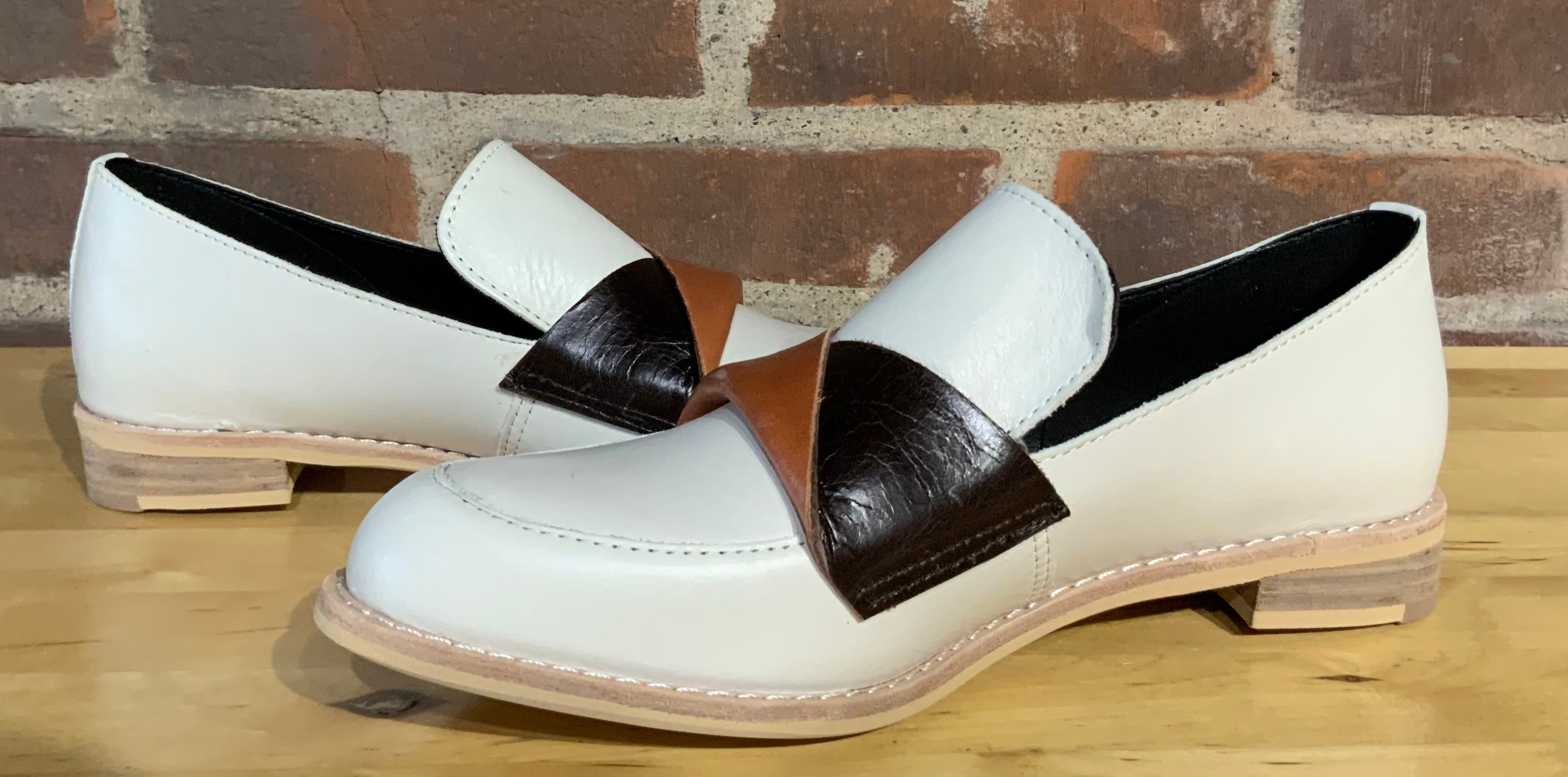 Flatsash Cowman White/Orange
