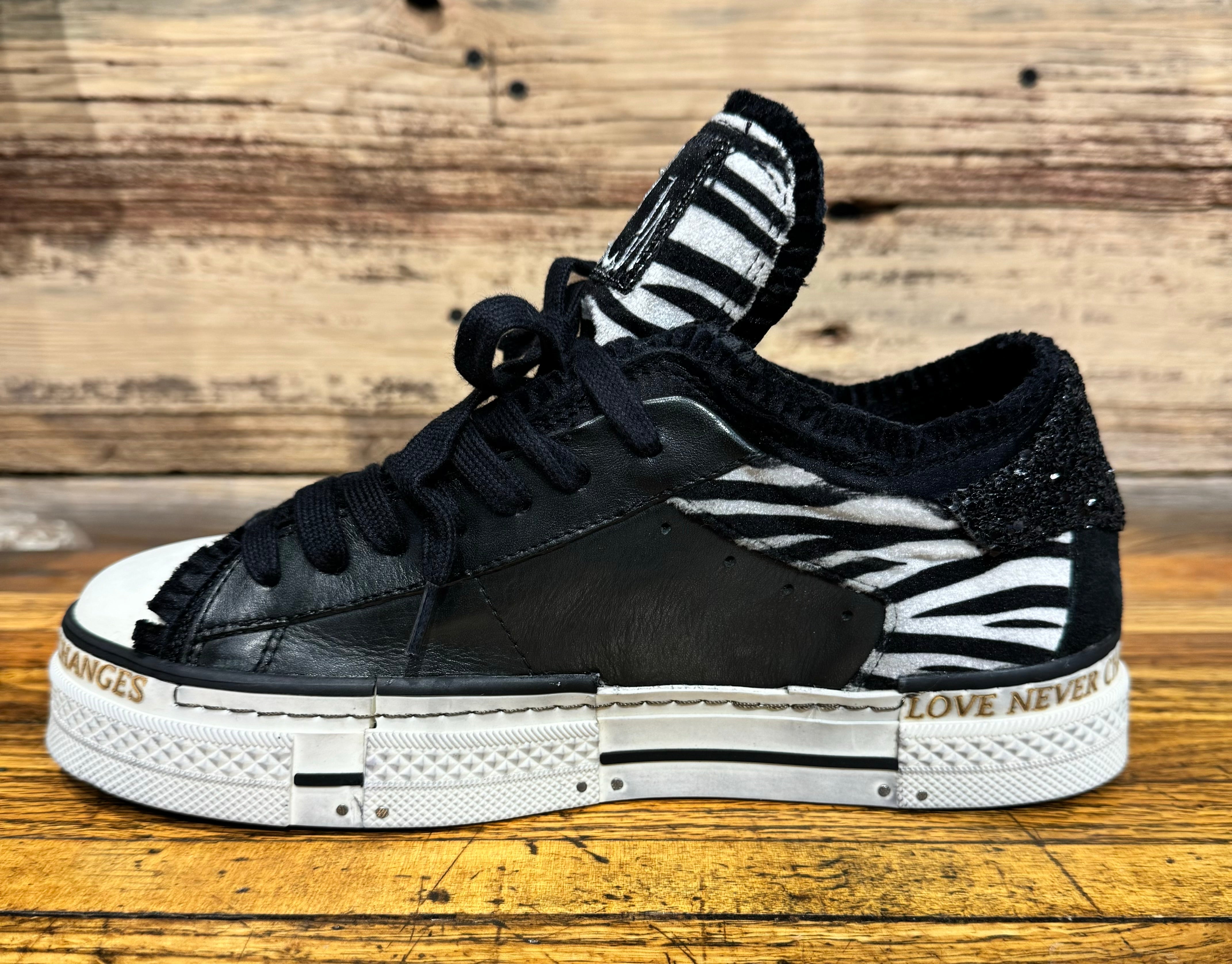 Identity Black - Urban Shoetique