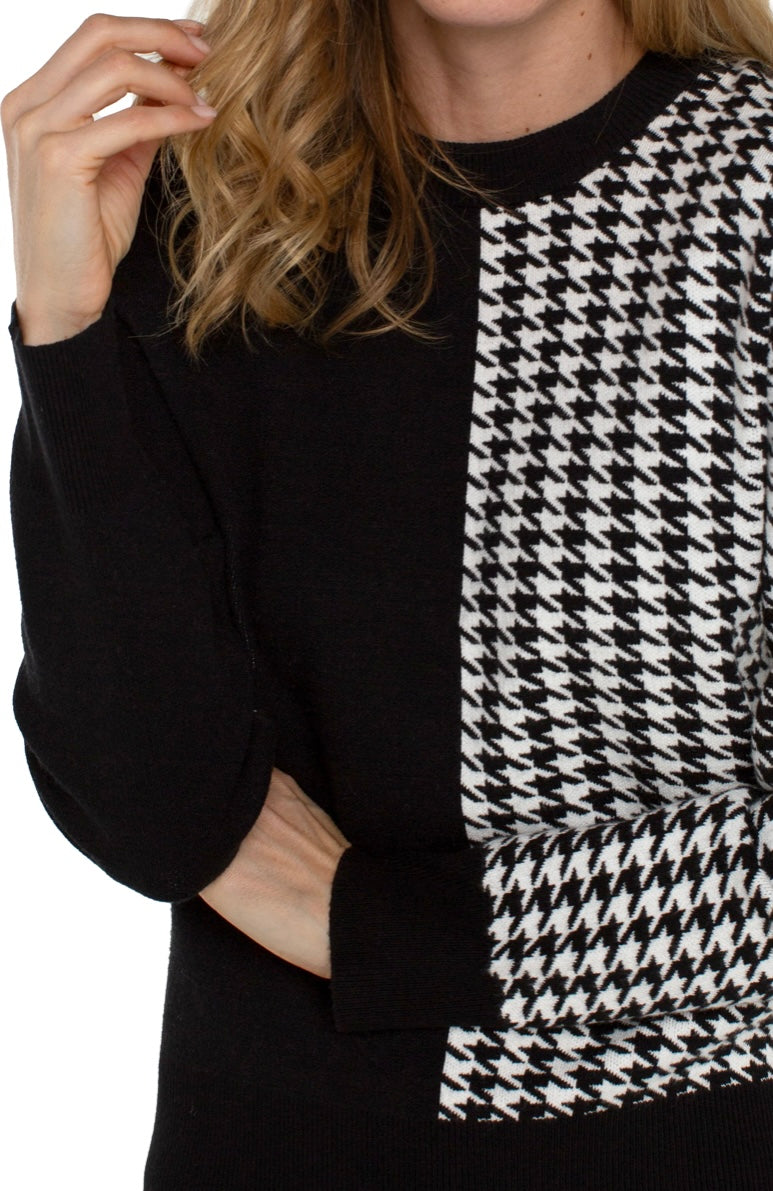 Long Sleeve Crew Neck Sweater Black White Houndstooth - Urban Shoetique