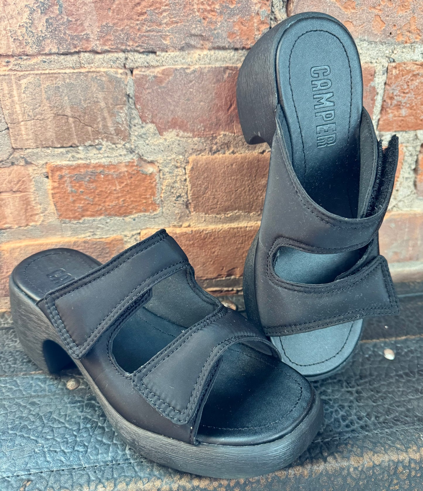 Thelma Sandal Black - Urban Shoetique