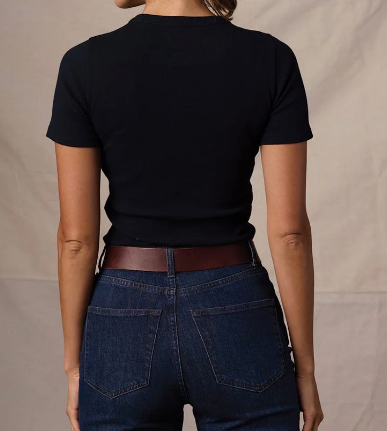 Normal Rib Tee - Urban Shoetique