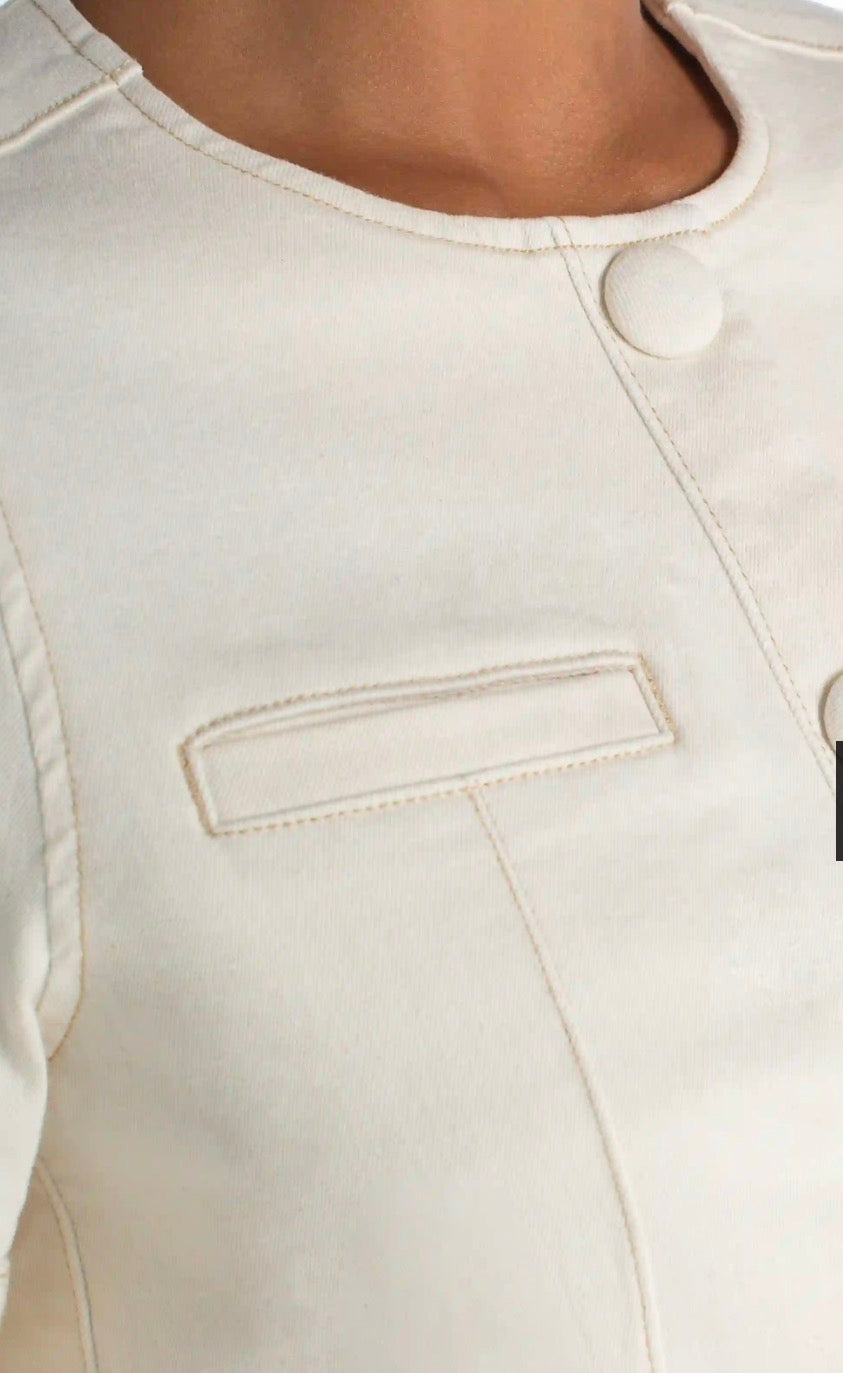 LM1C58QE8 Collarless Short Sleeve Cropped Jacket