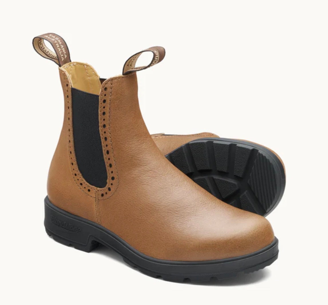 2215 Camel