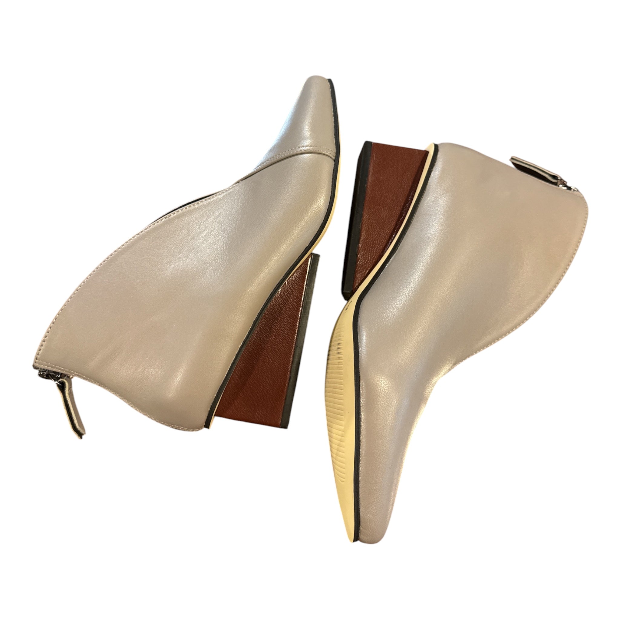 Square Wedge Shootie Grey/Wine