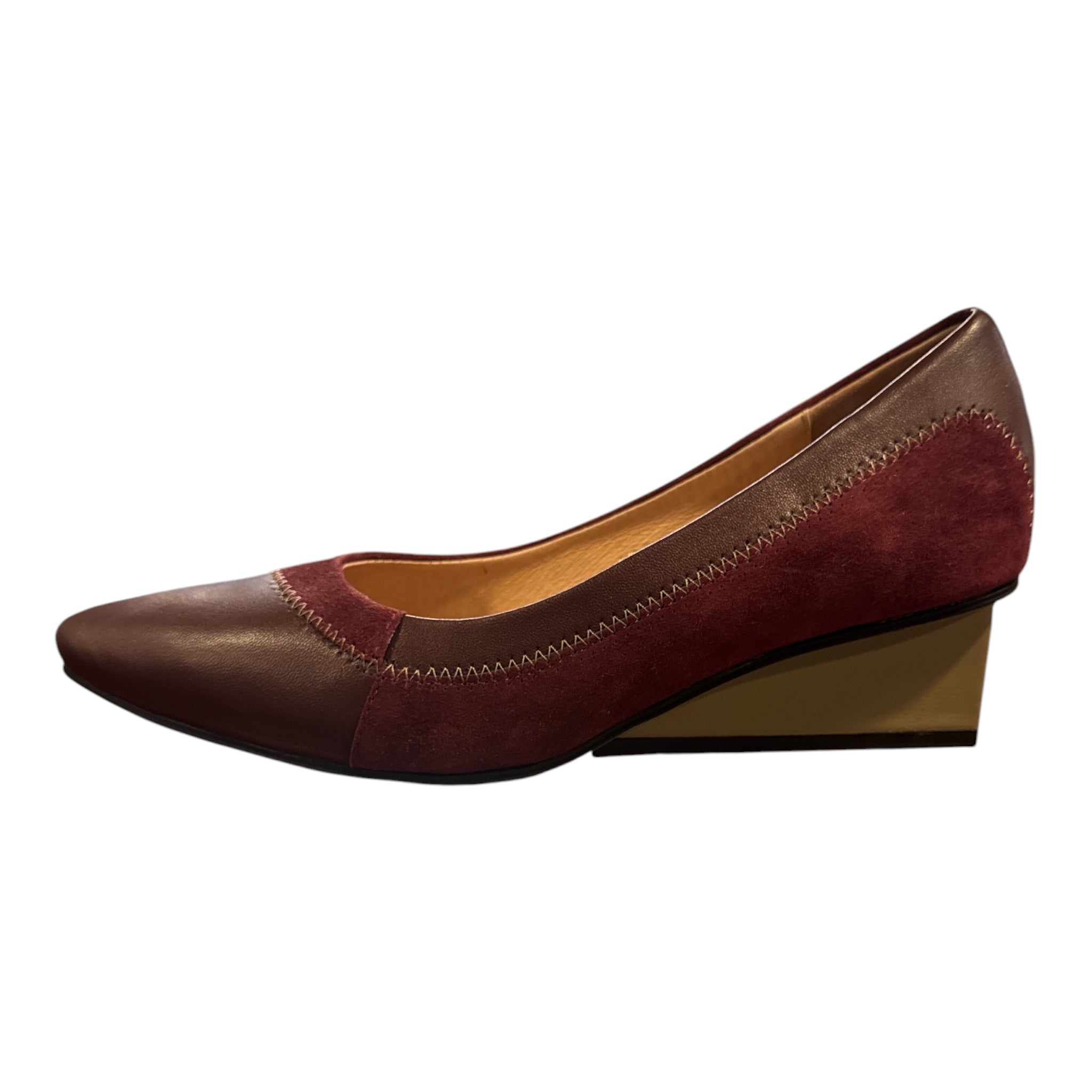 Square Stitch Wedge Wine